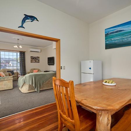 Ludstone Villa - A Charming Family Home Kaikoura Exteriör bild