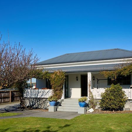 Ludstone Villa - A Charming Family Home Kaikoura Exteriör bild