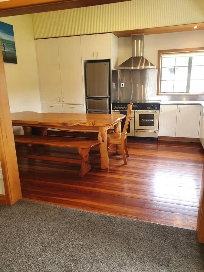 Ludstone Villa - A Charming Family Home Kaikoura Exteriör bild
