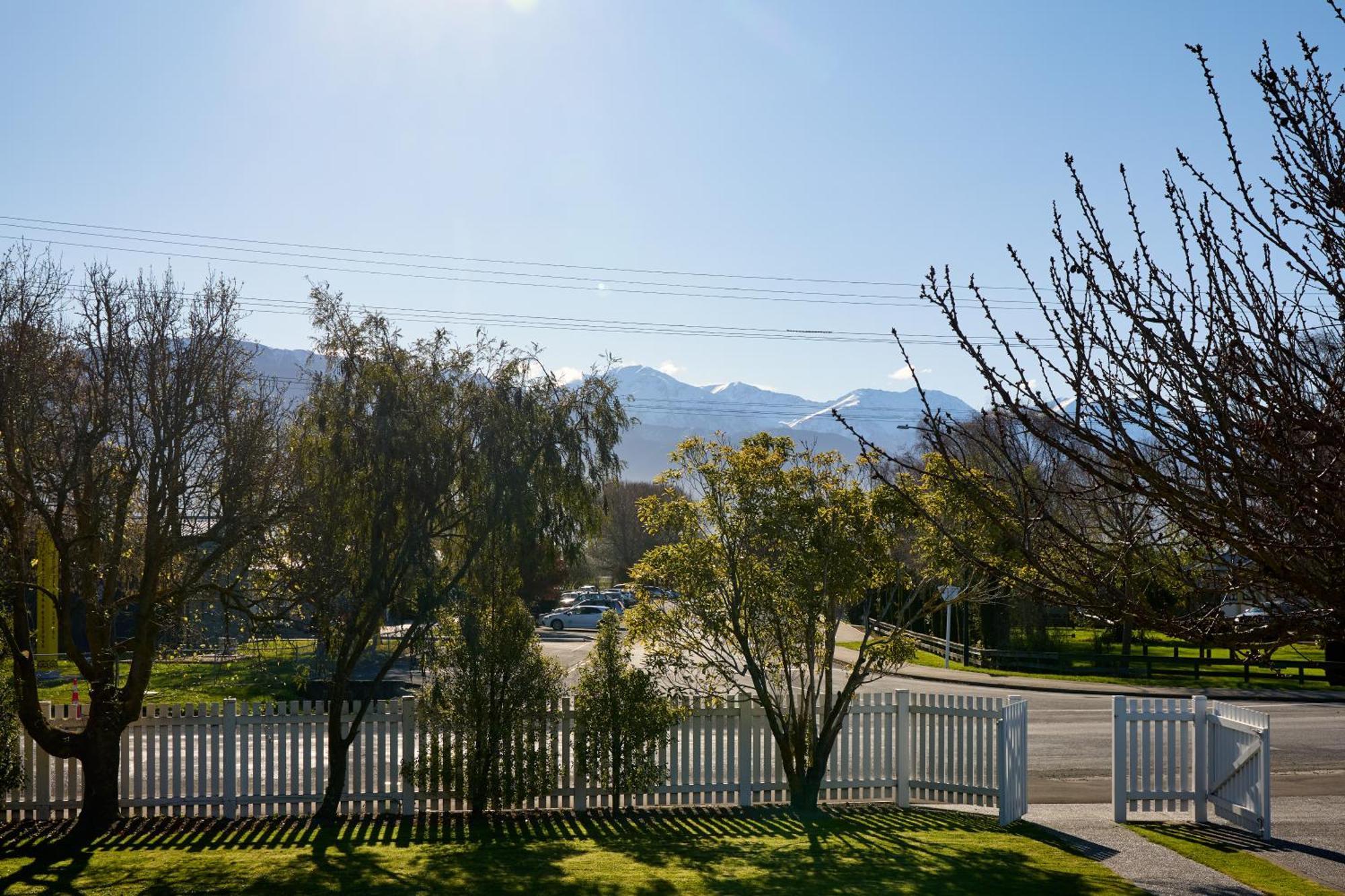 Ludstone Villa - A Charming Family Home Kaikoura Exteriör bild